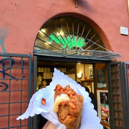 Trastevere Via Del Moro ローマ